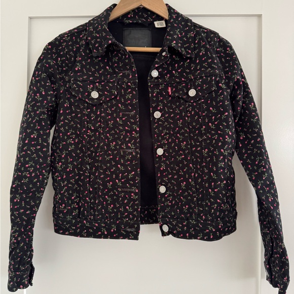 Levi's Jackets & Blazers - Levi's Vintage Floral Print Denim Trucker Jacket